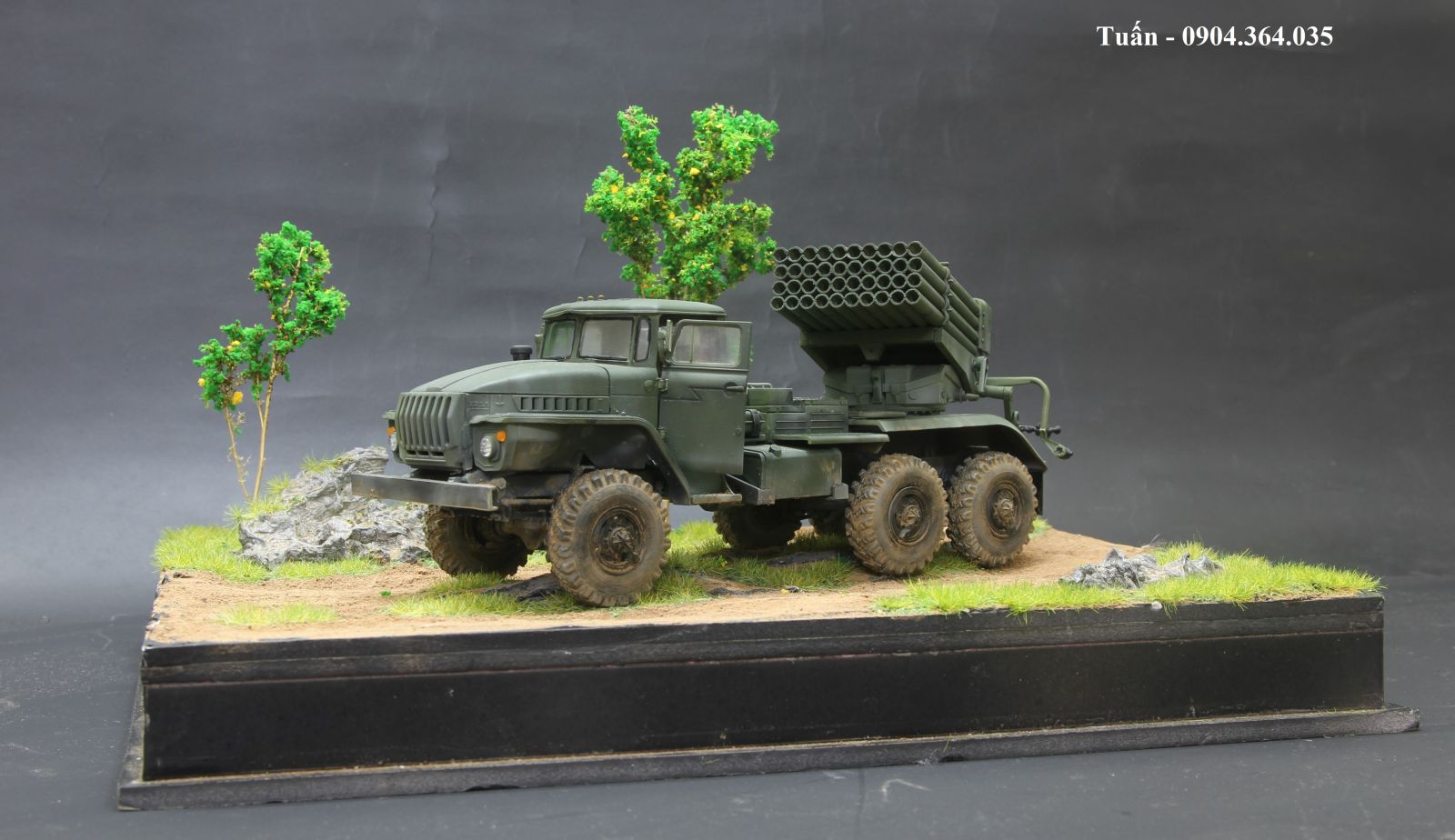 tron-bo-sa-ban-phao-phan-luc-bm-21-ty-le-135-19